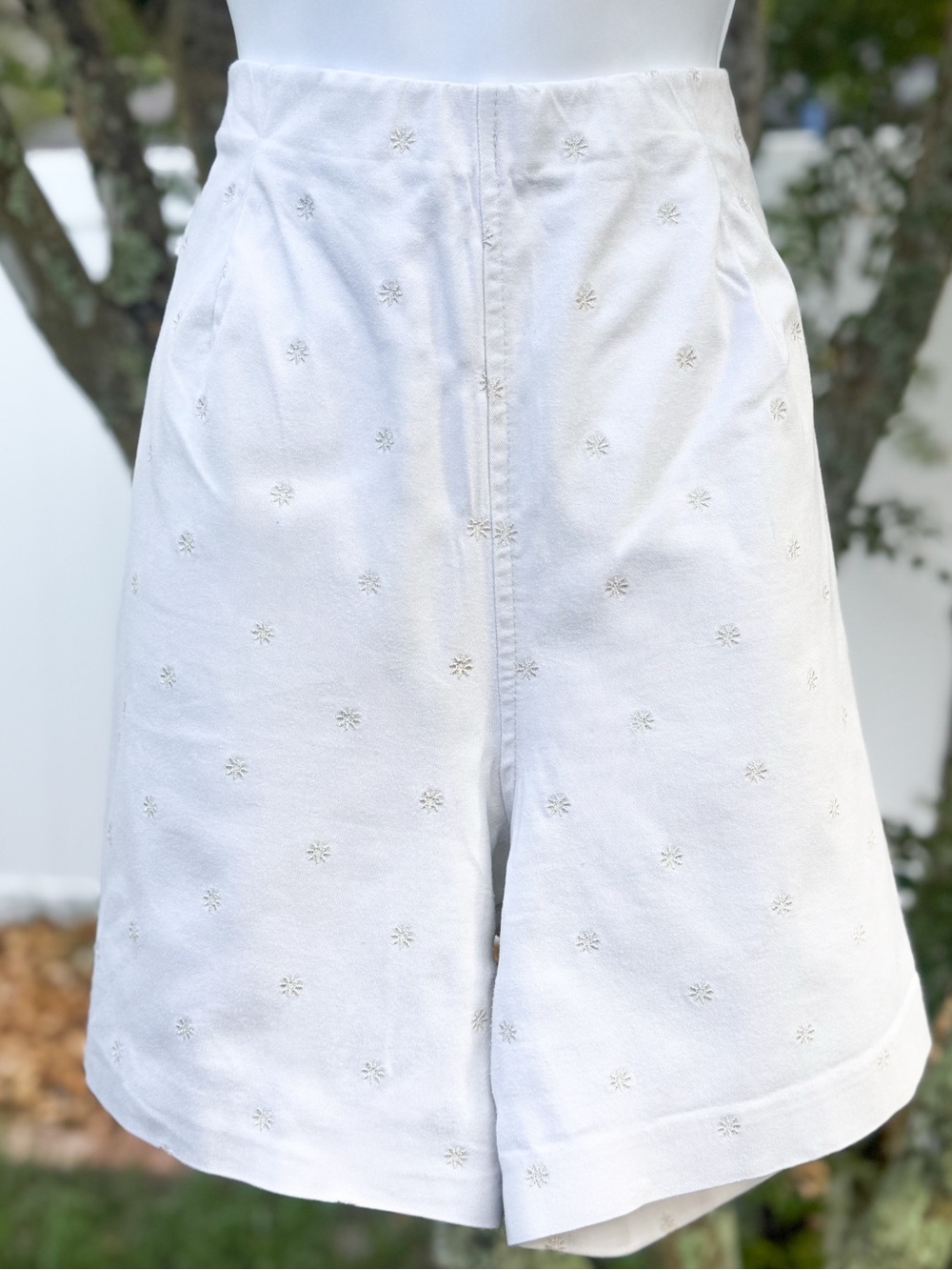 Dress Barn High-Waist White Embroidered Shorts
